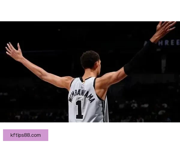 文班亚马26分14篮板5封盖力压83分先生 热巴仅17投5中表现低迷