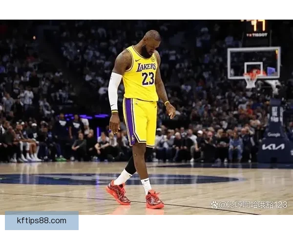 湖人虽败给活塞詹姆斯称赞韧性里夫斯欣赏全队拼搏精神